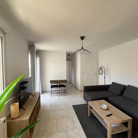 Charmant Bas De Villa Avec Terrasse A Proximite De La Plage Et Du Port Carqueiranne Ngoại thất bức ảnh